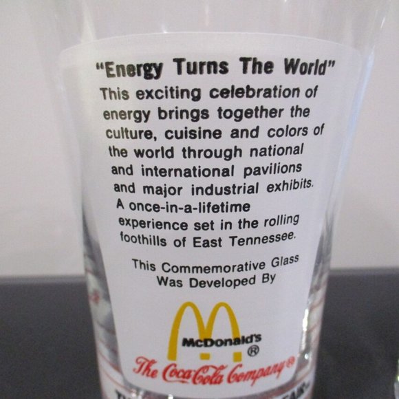 Pair of Vintage 1982 Worlds Fair Glasses Knoxville Tennessee Excellent Condition - Picture 4 of 6